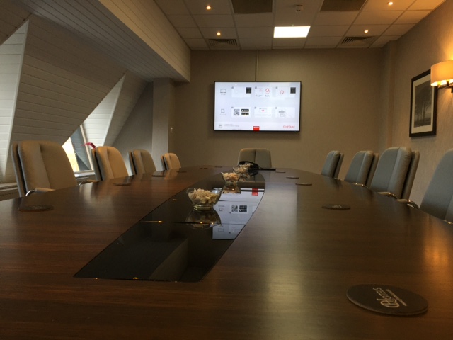 https://www.uniav.com/wp-content/uploads/2017/02/Boardroom-images-with-clickshare.jpg