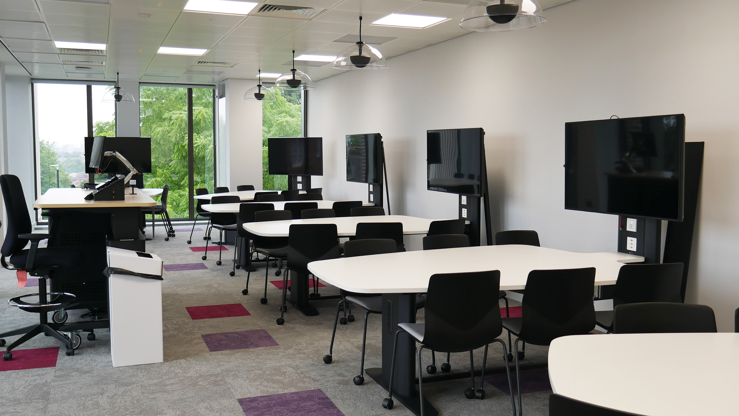 collaborative huddle spaces in a classroom