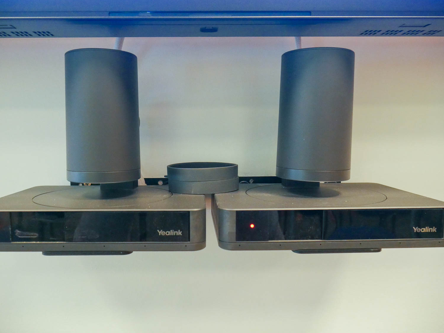 https://www.uniav.com/wp-content/uploads/2025/05/Audio-Visual-Integrator-BRI-MDT-Room-14.jpg