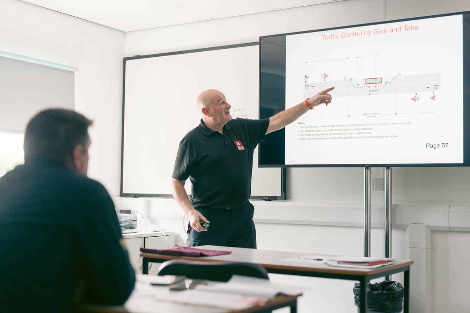 https://www.uniav.com/wp-content/uploads/2025/07/Uniav-Simply-Learning-02-1.jpg
