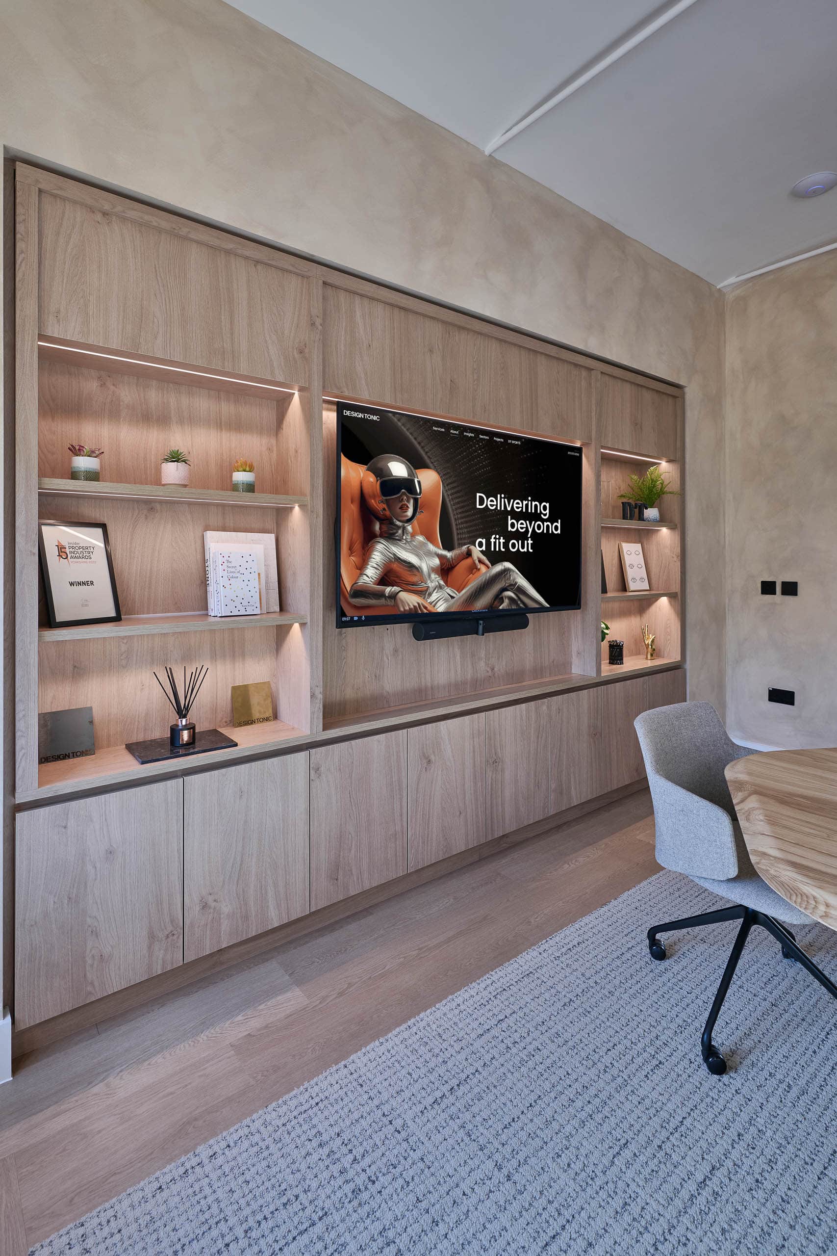https://www.uniav.com/wp-content/uploads/2025/09/Design-Tonic-AV-Installation-Small-10.jpg